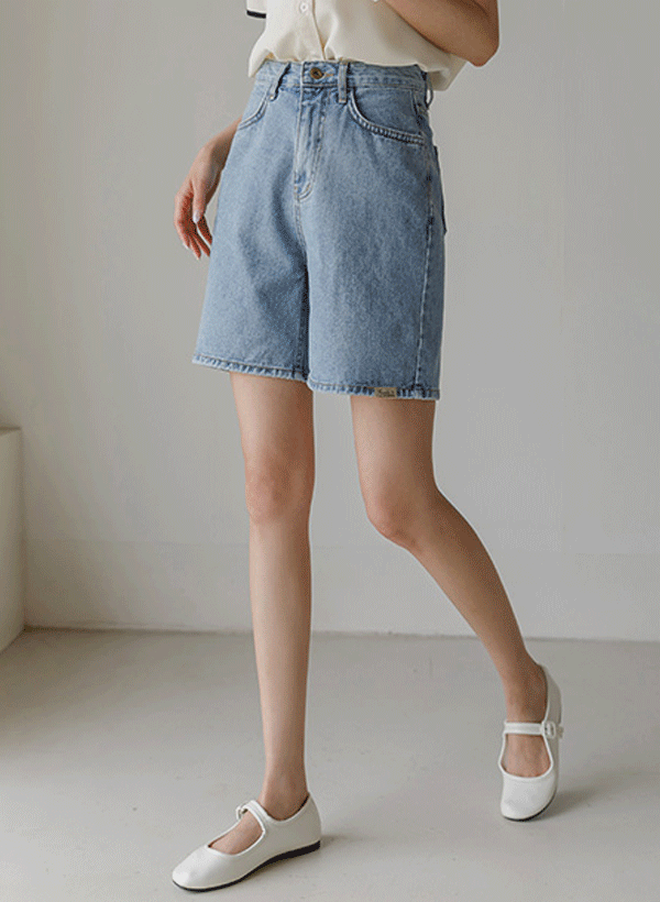 韓國標籤牛仔短褲